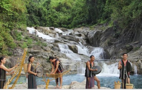 Yang Bay Waterfall – The Majestic Beauty of Khanh Hoa’s Nature