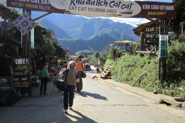 Explore the beautiful Cat Cat village