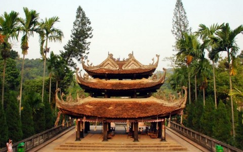 Perfume Pagoda Full Day Tour 