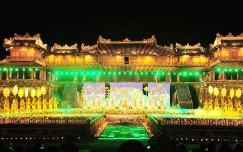 Hue Duluxe Group Tour Full Day