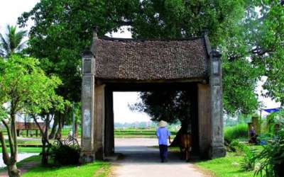 Duong Lam Ancient Village Full Day Tour