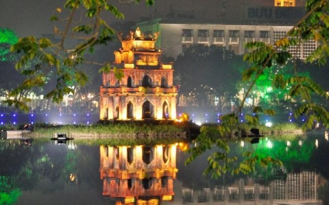 Insight Vietnam Local Luxury Tour 14 Days