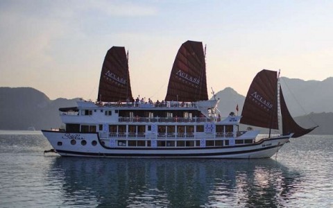 Halong: AClass Stellar Cruise 4 stars  (2days/1night)