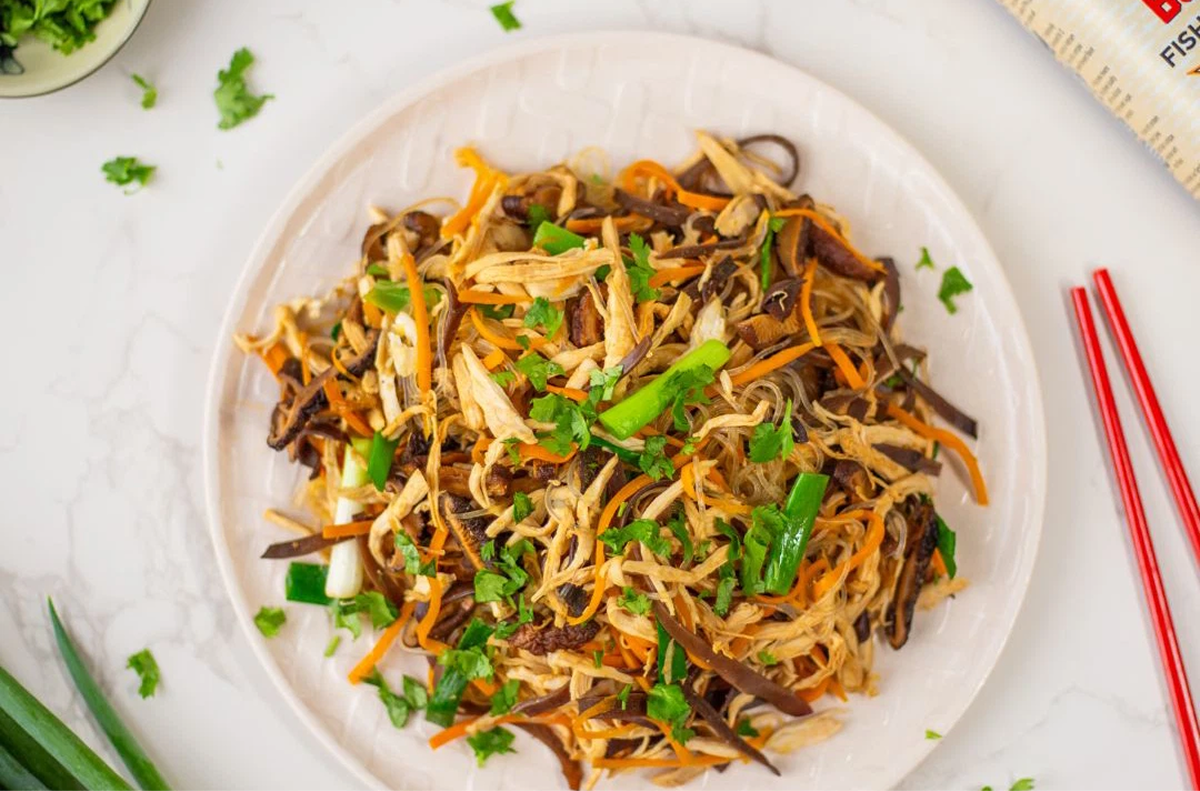 Stir-fried glass noodle