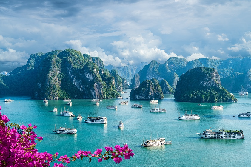Spring brings clear skies and calm waters perfect for Ha Long Bay exploration