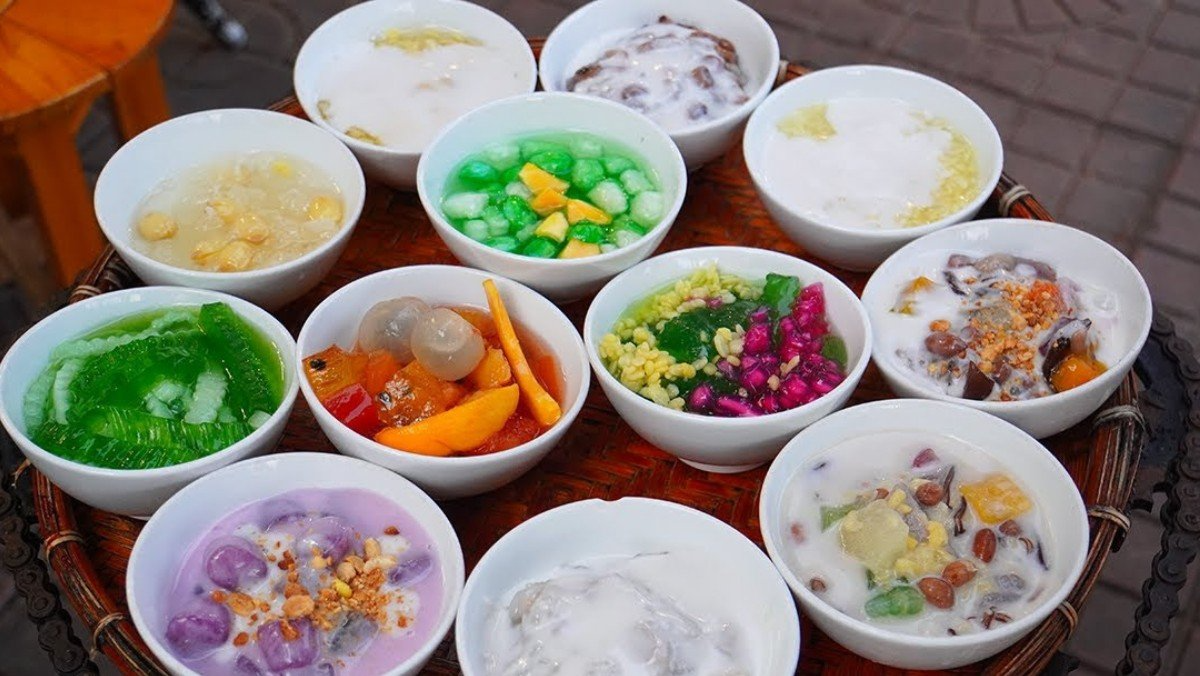 Finish sweet: che stalls are social, colorful, and irresistible