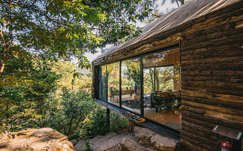 A Dao family preparing dinner for guests at a homestay near Tac Tinh.