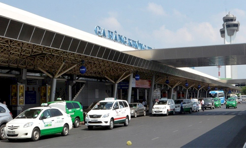 Vietnam International Airports offer diverse transportation options for seamless city connections