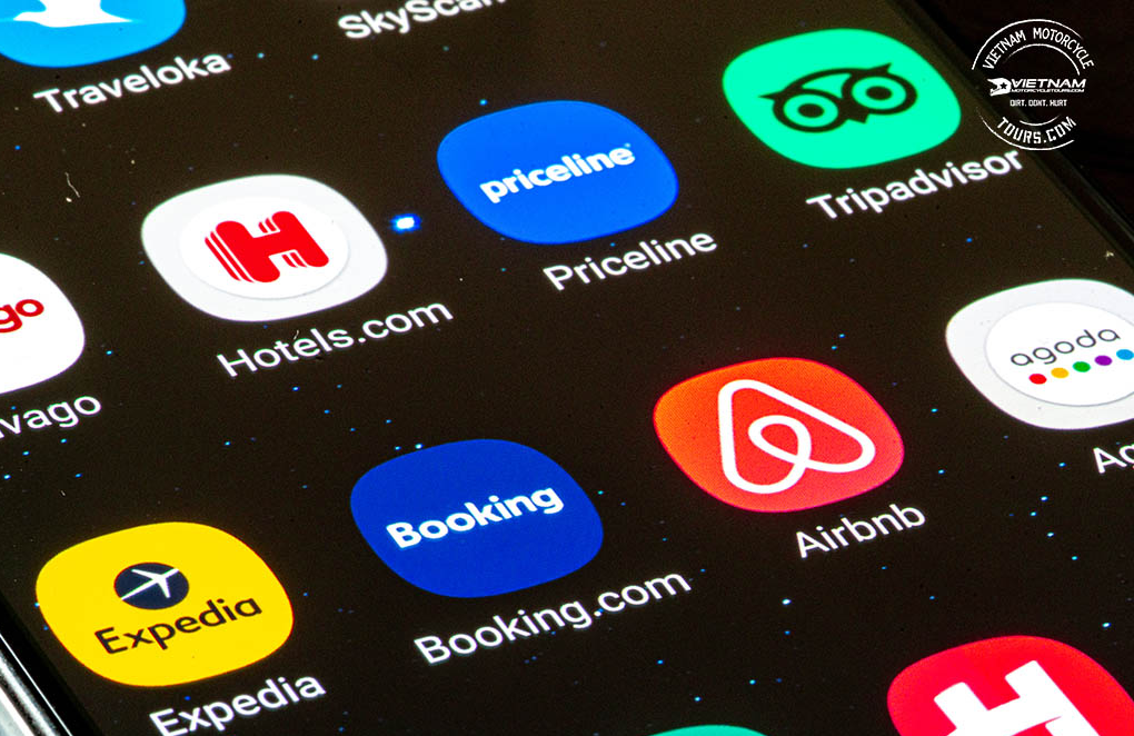 Essential apps for Vietnam travel that transform your smartphone into a personal travel assistant. Source: vietnammotorcycletours.com