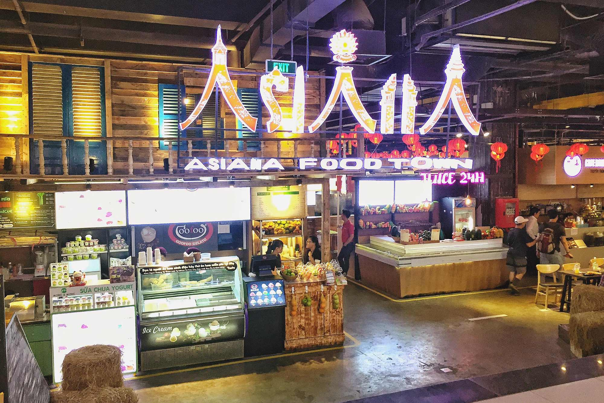 Markets for variety, family joints for heart, modern spots for comfort and cocktails